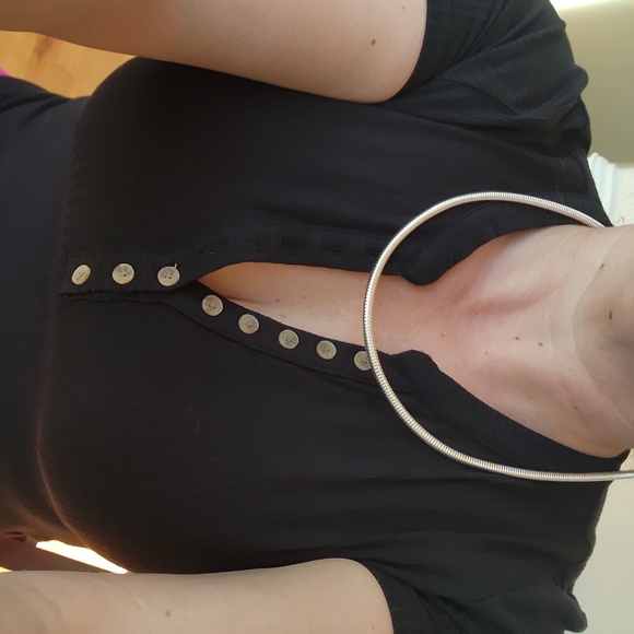 Elegant Silver-Tone Choker Necklace - Picture 6 of 6